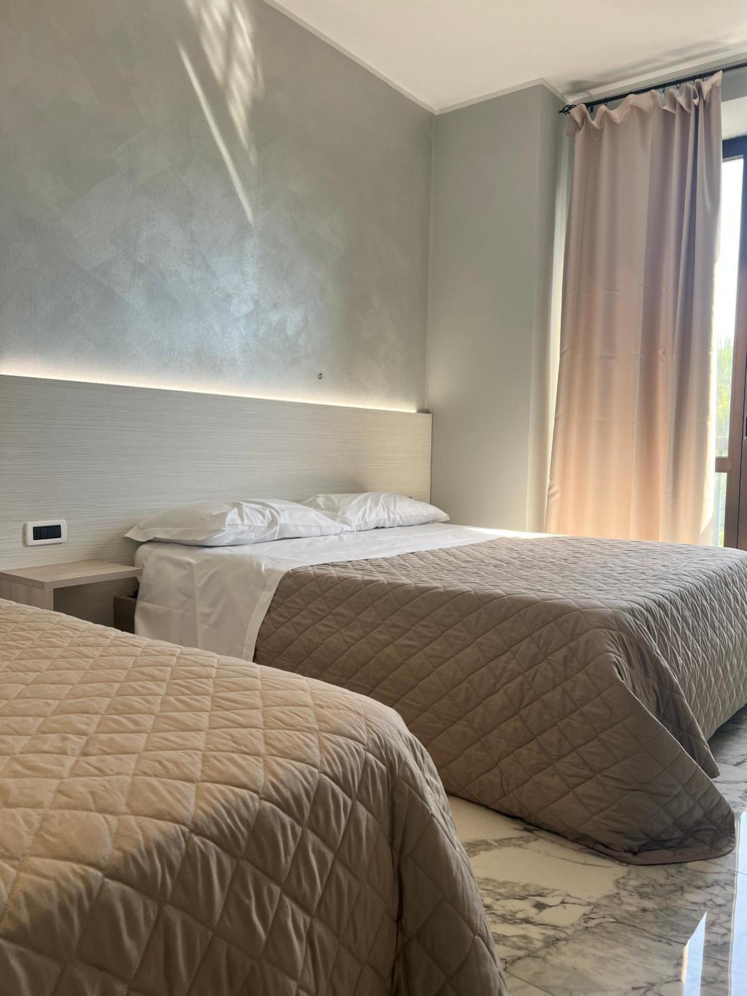 Il Grifo Hotel E Bisteccheria Toscana Montepulciano Luaran gambar