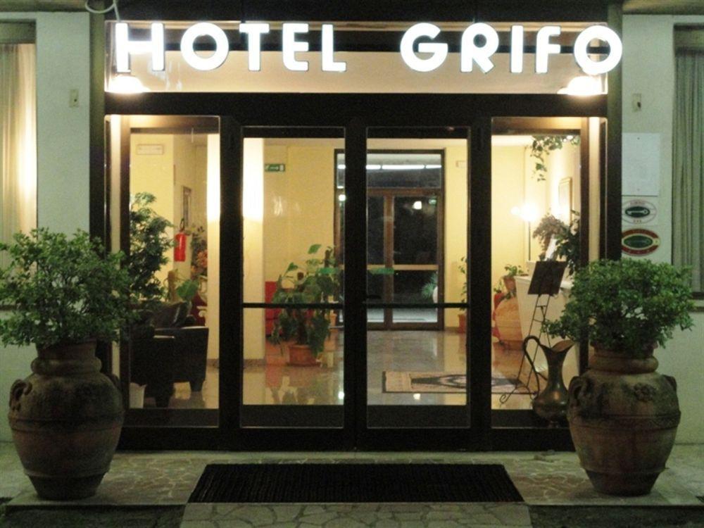 Il Grifo Hotel E Bisteccheria Toscana Montepulciano Luaran gambar