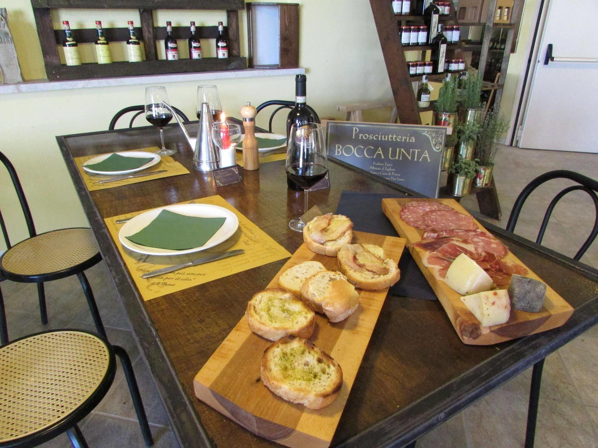 Il Grifo Hotel E Bisteccheria Toscana Montepulciano Luaran gambar