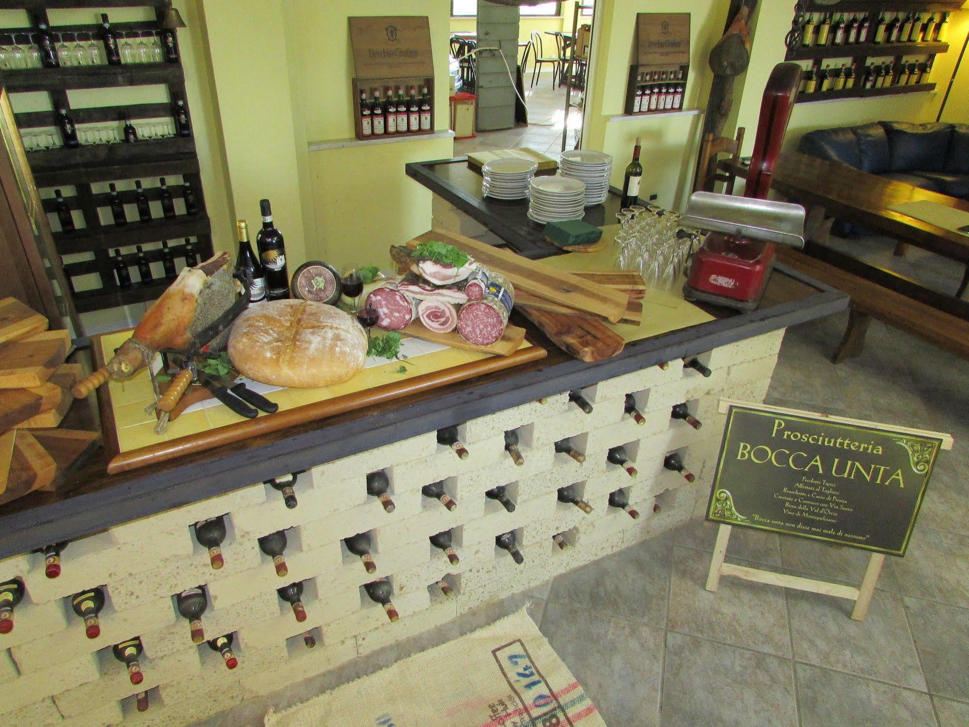Il Grifo Hotel E Bisteccheria Toscana Montepulciano Luaran gambar